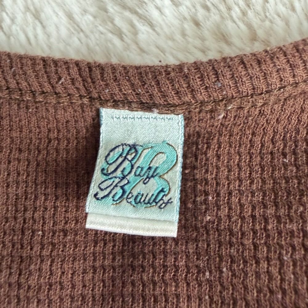 Vintage Waffle Knit Rhinestone Cross Long Sleeve Thermal Top Size Medium y2k - Picture 2 of 6
